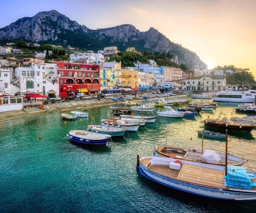Naples: Capri Transfer with Island Boat Tour and Free Time