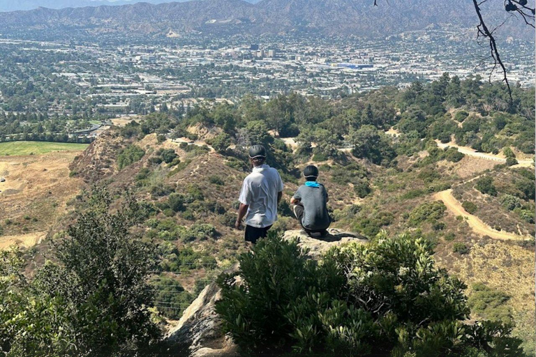 Griffith Park: Wild Backside: tour in e-bike di 3 ore per piccoli gruppiTour PUBBLICO in e-bike nel Wild Backside del Parco Griffith