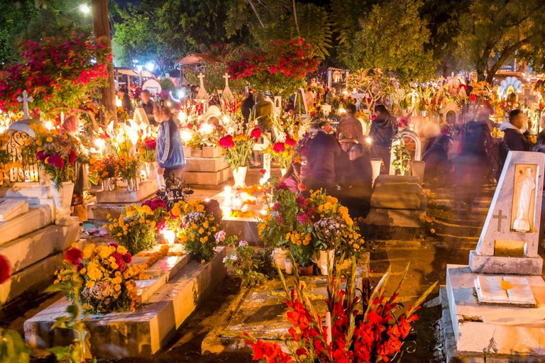 From Mexico City: San Andrés Mixquic Day of the Dead Tour