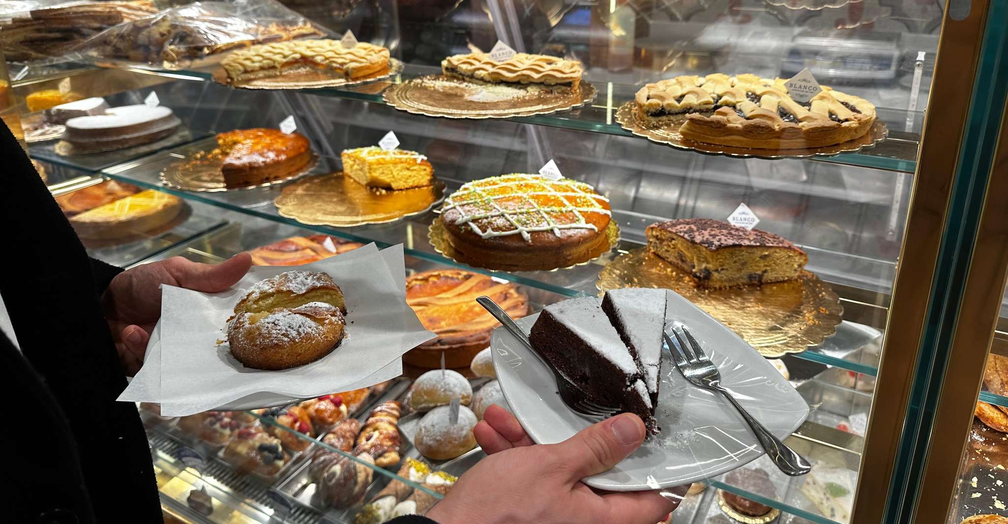 Chocolade en gebak proeverij tour in Napoli Old Town - Hizvo