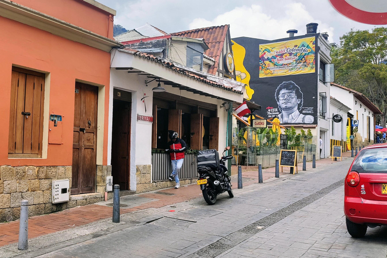 Bogotá: Usaquén Walking Tour + Sunday Arts Market Monday to Saturday – 2.5 hours