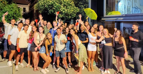 Kneipentour durch Athen mit unbegrenzten Getränken und Clubzugang