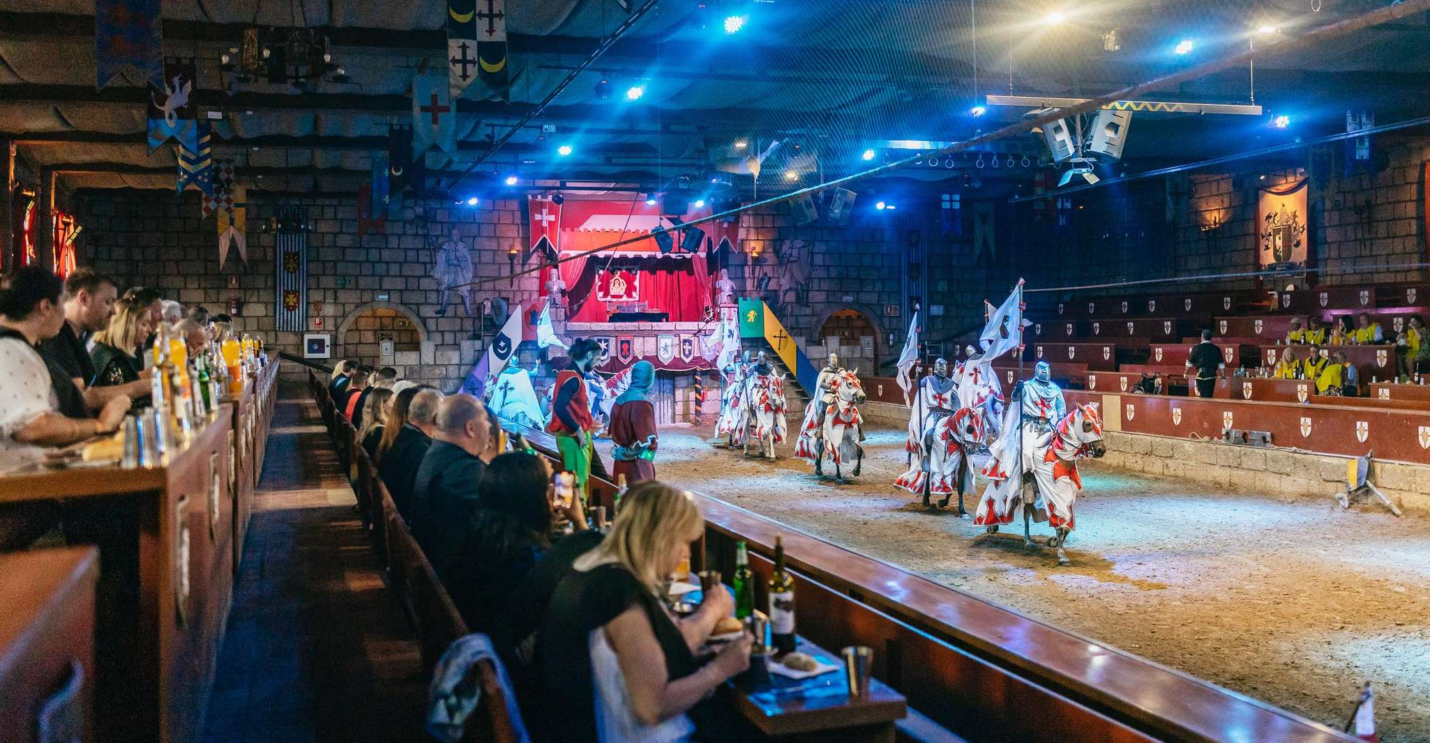 Tenerife: Castillo San Miguel Medieval Show and Banquet