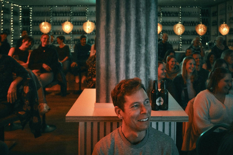 Hamburg: Live Stand-Up Comedy in Hamburgs erstem Comedy Club Hamburg: St. Pauli Comedy Club