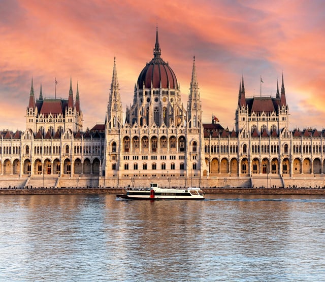Budapest: Crucero turístico Premium con Tokaj Frizzante