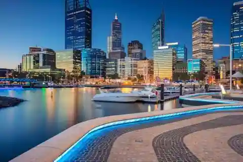 Perth: Historical Walking Tour through Gold Rush Trail