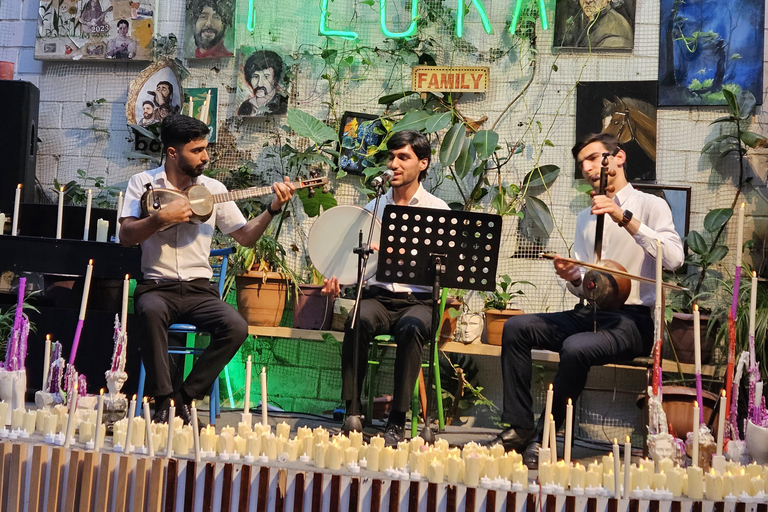 باكو: تذكرة دخول إلى عرض موسيقي ورقص ثقافي أذربيجاني