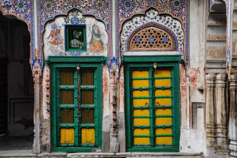 Private Day Tour to Mandawa