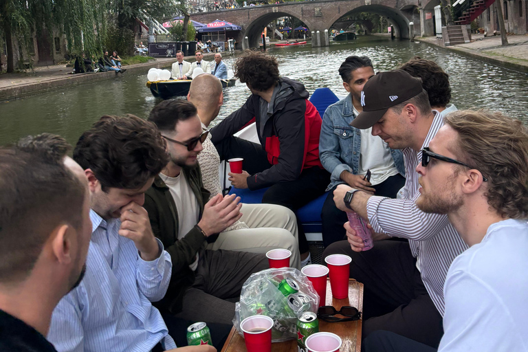 Utrecht: Private Electric Boat Tour with Local Skipper 3 hours long tour