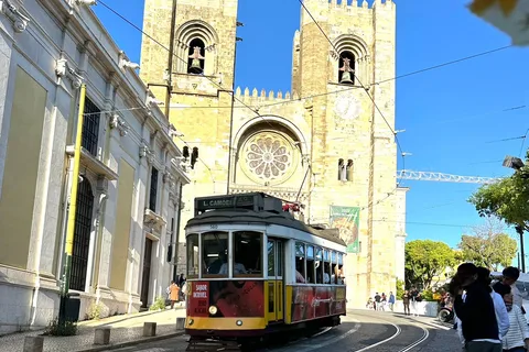 Lissabon: Tuk-Tuk sightseeingtur
