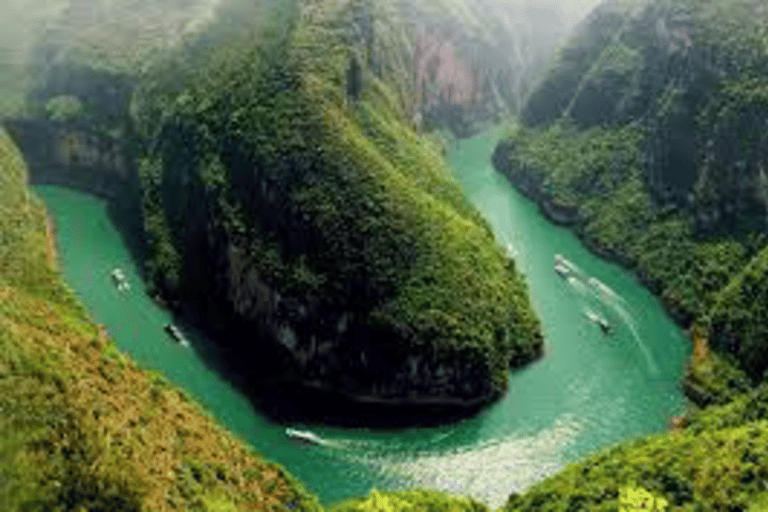 Hanoi: Ha Giang Loop Adventure by Car, Motorbike or Jeep Car Tour with Hotel Stay