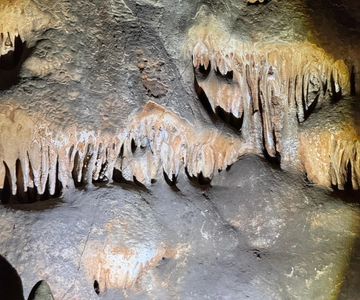 De Barcelona: excursão às cavernas de Montserrat e caminhada pela montanha