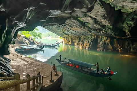 From Ninh Binh: Phong Nha-Ke Bang and Khe Sanh 2-Day Tour Full package with train ticket