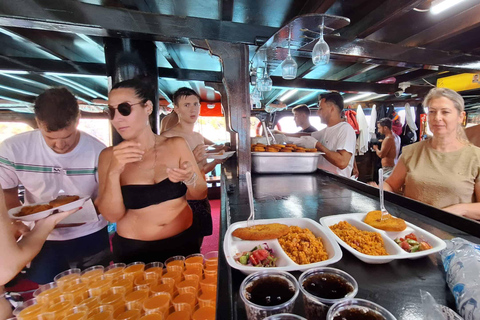 Kusadasi: Guzelcamli Boat Tour, Lunch & Foam Party