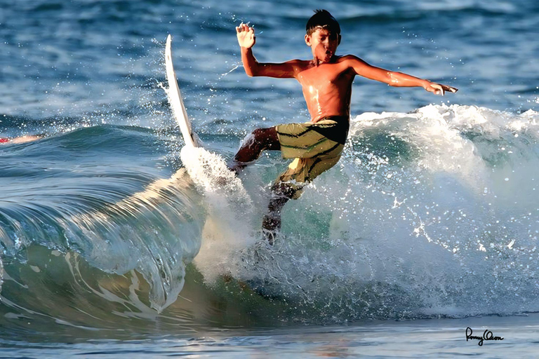 Da Nang: Ride Your First Wave with a Local Surf Coach