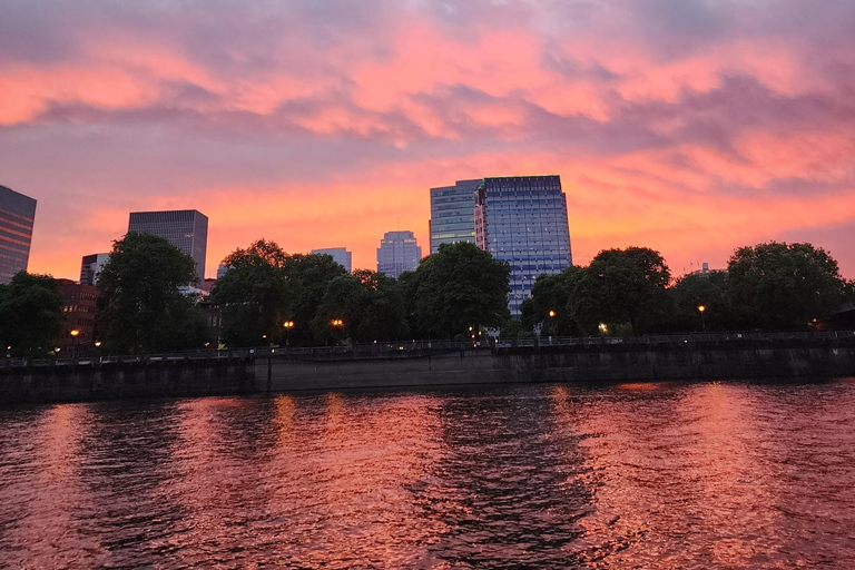 2 uur durende riviercruise bij zonsondergang op de Willamette