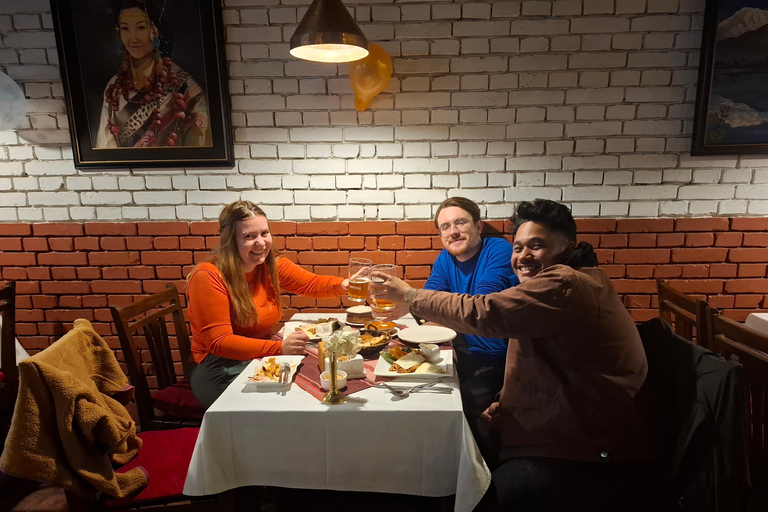 Kathmandu: 5 notti 6 giorni in NepalTour classico del Nepal: viaggiatori indiani