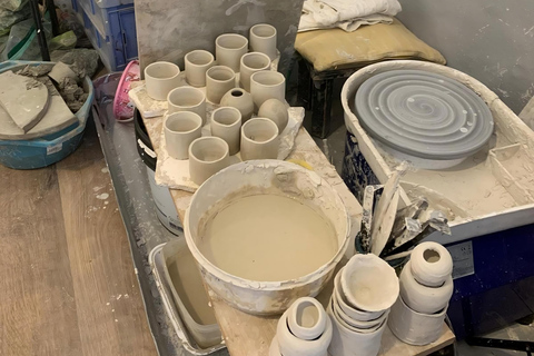 اصنع سيراميكك الصقلي المصنوع من حجر إتنا لافا واصطحبه إلى منزلك