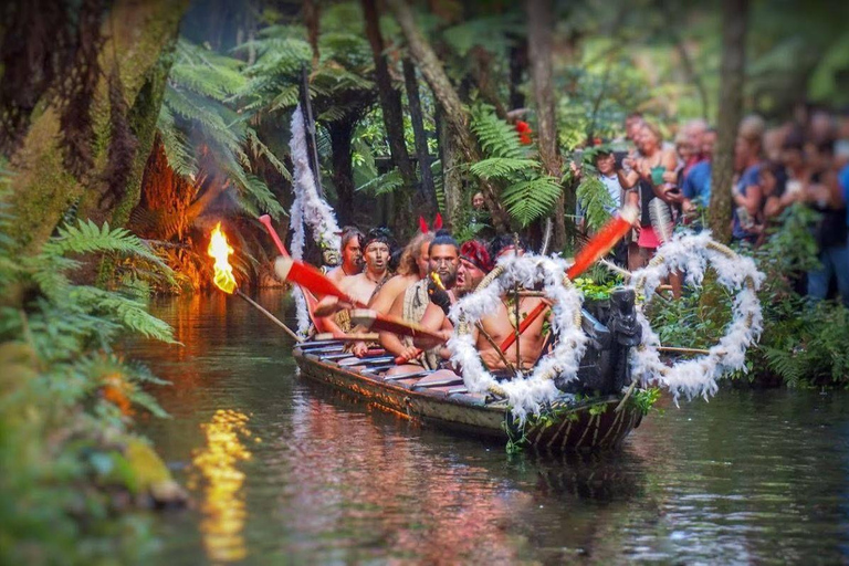 Auckland: Visita cultural e geotérmica de Rotorua Māori e almoço