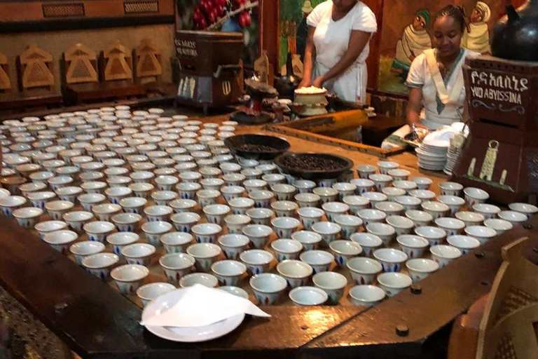 Addis Ababa: Jazz Bar Tour with Live Music and Dinner