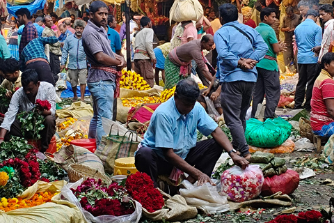 Kolkata-Tour mit Flussfahrt bei SonnenuntergangKolkata Tour mit lokalem Transport und lokalem Essen