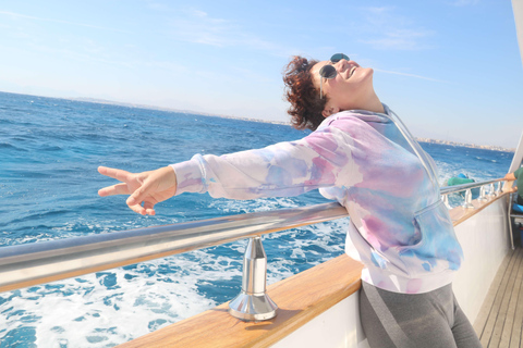 Hurghada: Orange Bay Island with breakfast, lunch & watersports Parasailing and Orange Bay with breakfast, lunch and watersports