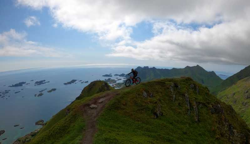 Leknes: Lofoten Islands Mountain Bike Tour