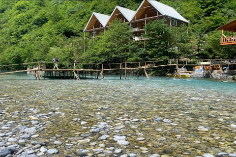 Von Tirana/Durres: Shala-Fluss-Tour mit Koman-See-Kreuzfahrt