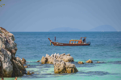 Phuket : Excursion d&#039;une journée aux îles Phi Phi et à l&#039;île de Khai