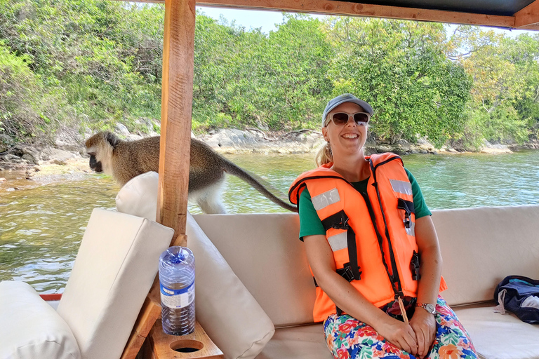 Kigali: 10-Day Rwanda Cycling Tour with Volcano Hike