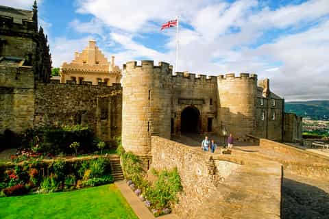 Loch Lomond, Stirling Castle & Kelpies Tour from Edinburgh