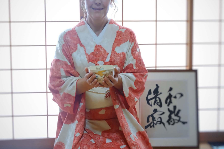 Kyoto: Kimono Rental, Tea Ceremony, and Garden Photoshoot