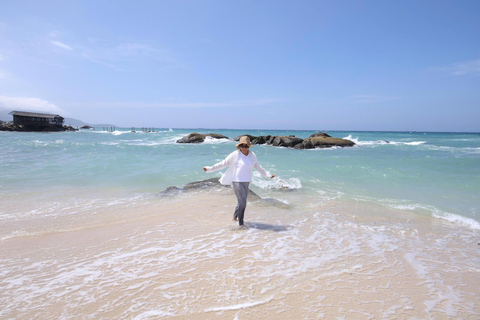 Ninh Thuan: Vinh Hy Bay and Craft Village 3-day Tour