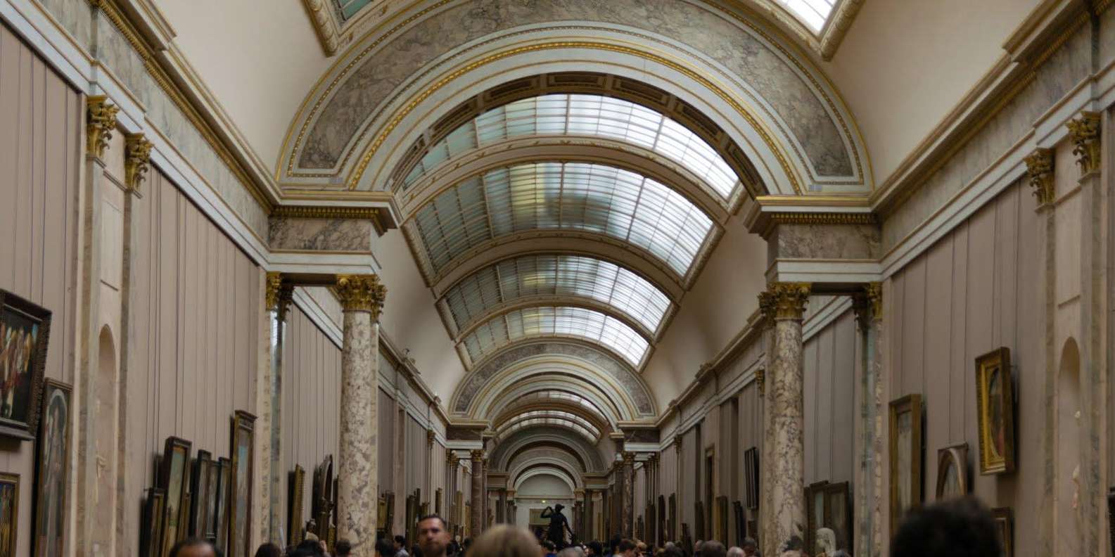 Paris: Louvre Museum Entry Ticket with Guided Tour