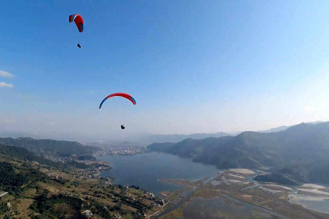 Parapendio in Nepal