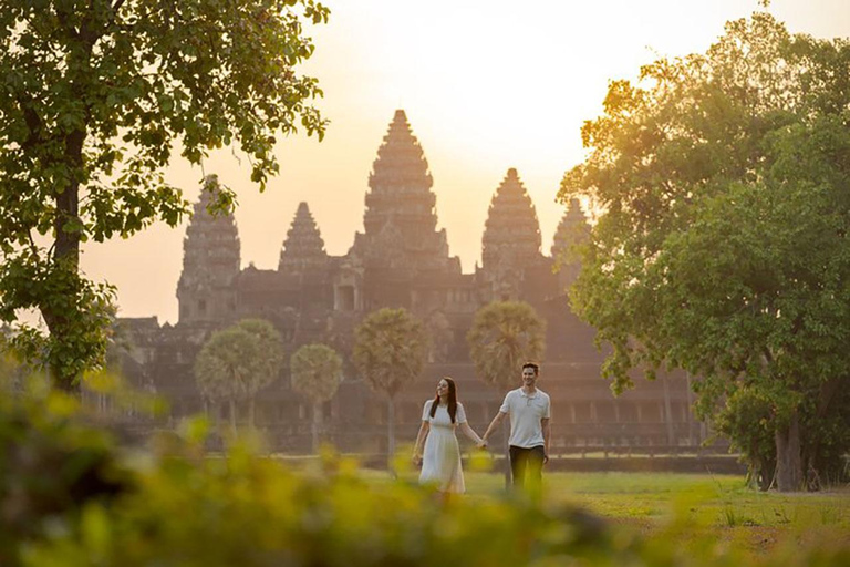 Descubra Angkor Wat Sunrise Tour via Tuk Tuk e café da manhã