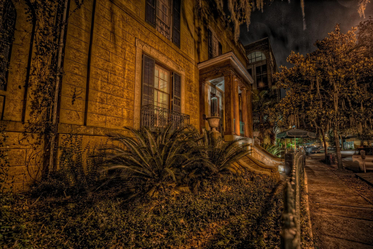 Savannah: Deathly Debutantes wandeltour met gidsSavannah: rondleiding &#039;Deathly Debutantes&#039; met gids