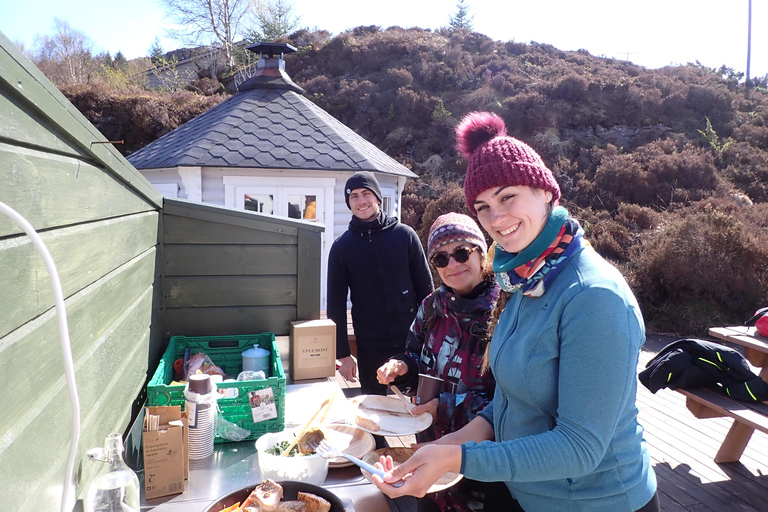 Bergen: Geführte Angeltour mit Outdoor-Kochen