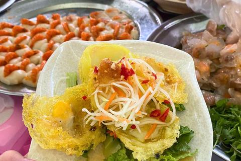 Da Nang: tour gastronomico dello street food vegano e vegetariano in scooterDa Nang: tour gastronomico vegano e vegetariano in scooter