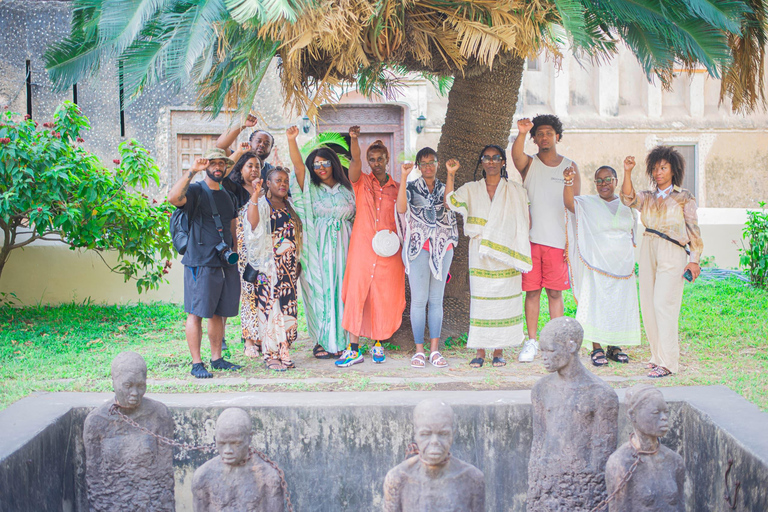 Zanzibar : Stone Town, visite des épices et de l'île prison avec déjeunerVisite privée