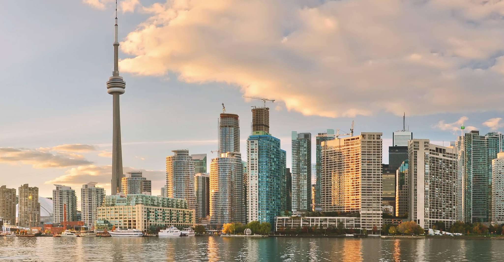 From Montreal: Toronto, Niagara Falls & 1000 Islands Tour photo 3