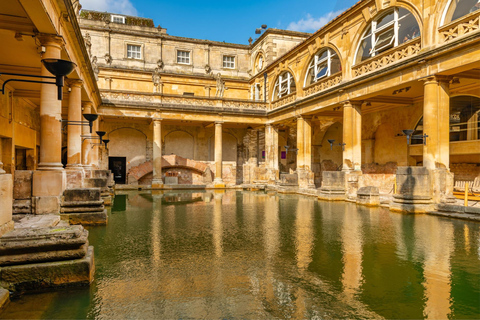 From London: Windsor Castle, Stonehenge, and Bath Day Trip Flexible Tour Option without Entries in English