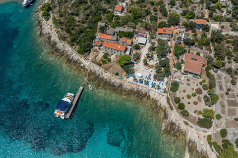 Split: Blue Lagoon, scheepswrak en Šolta cruise met lunch