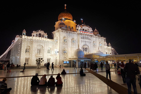 Delhi: Night Tour with Rickshaw Ride and Street Food Private Tour with Rickshaw Ride and Food Tasting