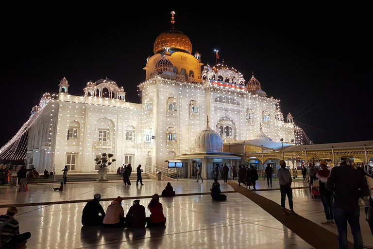 Delhi: Night Tour with Rickshaw Ride and Street Food Private Tour with Rickshaw Ride and Food Tasting