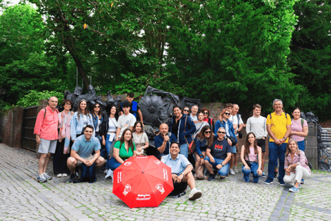 Düsseldorf: Altstadt, Altbier, and World War II