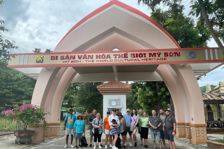 Hoi An : My Son Sanctuary and Boat Trip with Hotel Pickup