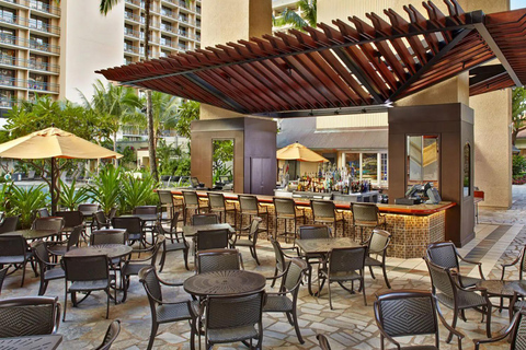 Oahu: Hilton Hawaiian Village Waikiki Resort Day Pass