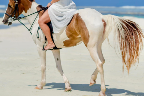 Zanzibar: Photography Session with Local Photographer Zanzibar: Chimi Photoshoot