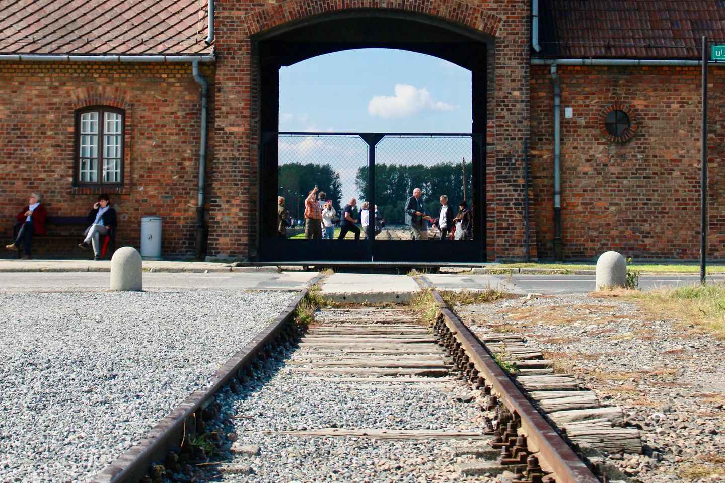Auschwitz-Birkenau: Guided Tour - Ticket + Transportation